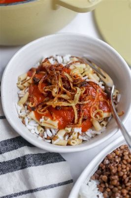  Koshari: Un plat vegan à la fois réconfortant et épicé !